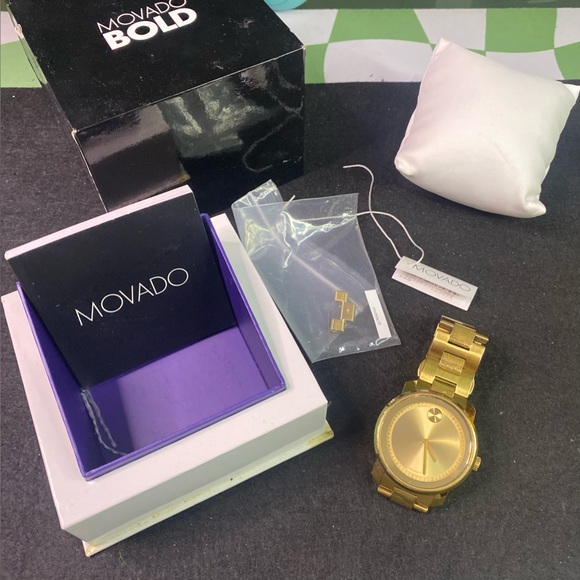 MOVADO BOLD 3600258 STAINLESS 42.5MM YELLOW GOLD DIAL WATCH MB.01.1.34.6136